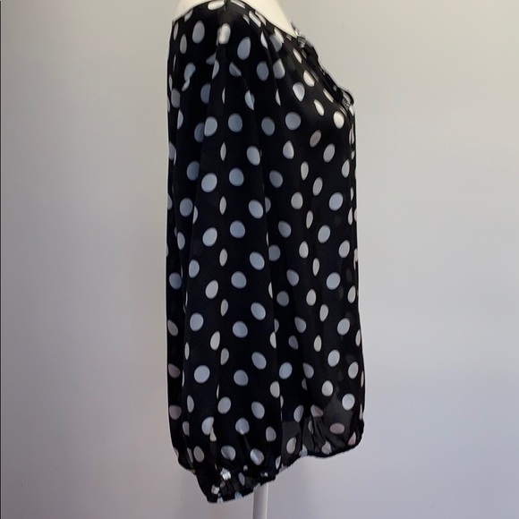 VINCE CAMUTO POLKA DOT BLACK And WHITE BLOUSE NWOT - Picture 5 of 8